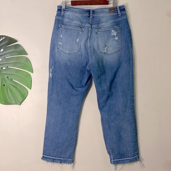 Judy Blue Harley Straight Leg Distressed Hem High Rise Jeans Sz. 14W - Picture 4 of 12